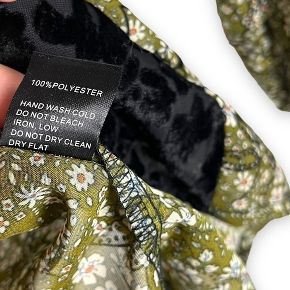 4 for $20 SALE! POL Semi Sheer Embroidered Baby Doll Top, Olive, Size M/L - Picture 10 of 10